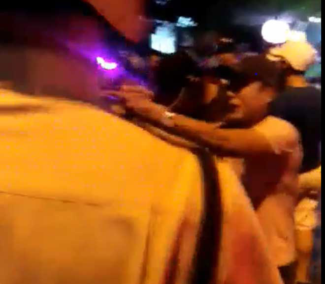 Nóng 24h qua: Người trúng giải 67 tỷ đồng có hành động “lạ” khi nhận giải - 2