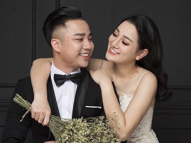 Đời sống Showbiz - Hữu Công: "Vợ từng áp lực với quá khứ của tôi và Linh Miu"