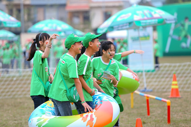 Gia đình diễn viên Hồng Đăng cùng 20.000 người đi bộ vì thế hệ Việt Nam năng động - 10