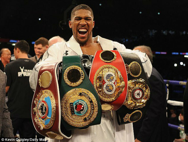 Wilder thách đấu “Vua boxing”Joshua 1.100 tỷ: Ông bầu khinh bỉ, gọi là trò rẻ tiền - 1