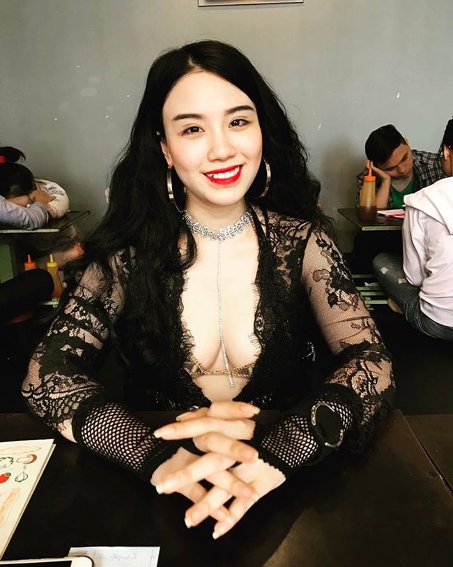 “Tôi đang có hạnh phúc riêng và cũng chúc phúc cho anh ấy cùng&nbsp;gia đình”, Linh Miu thẳng thắn.