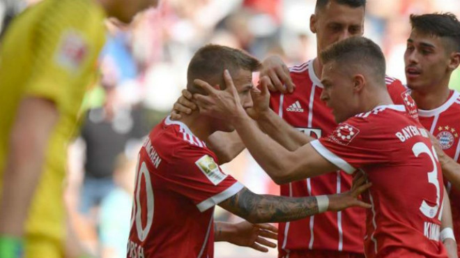 Bayern Munich - Frankfurt: Rực rỡ dàn sao trẻ, 5 bàn tưng bừng - 1