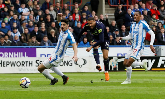 Huddersfield - Everton: Phản đòn đỉnh cao & 2 cú sút chí mạng - 1