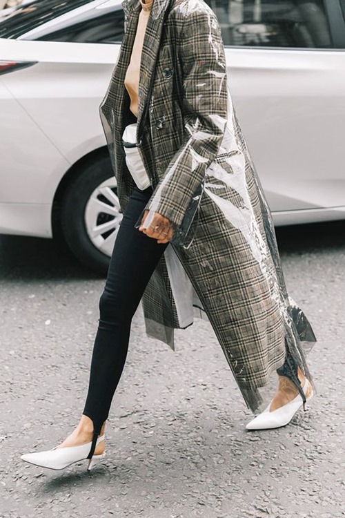 Thời trang cho cô gái “ăn chơi không sợ mưa rơi” - 9