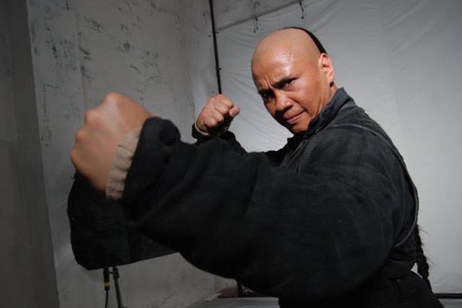 Đối thủ mạnh nhất của Chân Tử Đan về Việt Nam đóng phim - 10