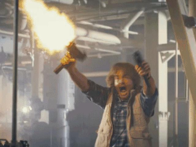 Phim - Thầy "phù thủy" đột tử vì bắn nhầm súng thật