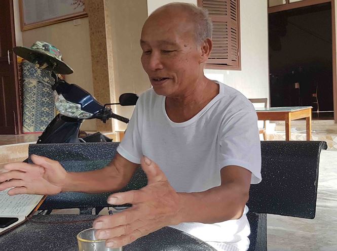 Thăm làng lấy quan tài lát đường cho xe ra chiến trường - 1