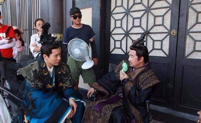 1001 cách giải nhiệt trên phim trường ngày nóng: Người chơi trội, kẻ bình dân - 7