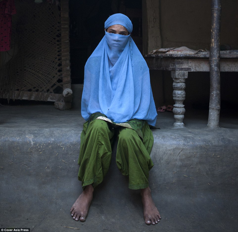 Cuộc trốn chạy của thiếu nữ nhà nghèo bị bán làm vợ hờ trong 1 tháng - 1