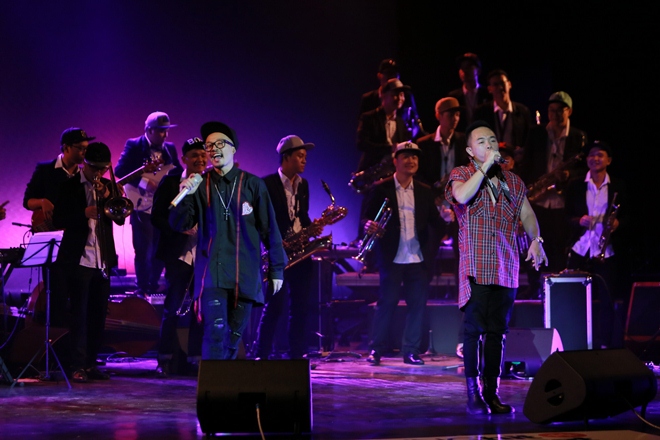 Con gái út tự tin biểu diễn cùng vợ chồng Mỹ Linh - Anh Quân - 9