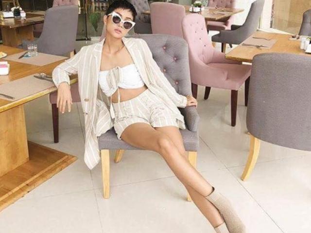 Người mẫu - Hoa hậu - Bộ sưu tập váy, short giản dị, được khen "đẹp nhức nhối" của H'Hen Niê