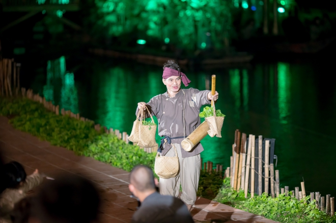 Xuân Bắc hóa “thằng Mõ” tấu hài làm khán giả cười nghiêng ngả - 3