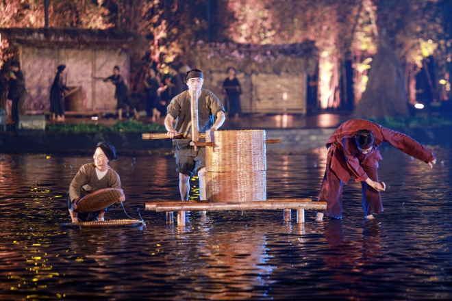 Xuân Bắc hóa “thằng Mõ” tấu hài làm khán giả cười nghiêng ngả - 10