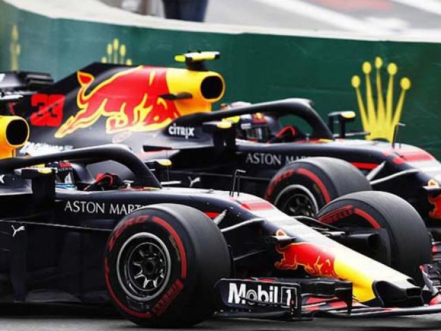 Thể thao - Đua xe F1: Gà nhà tông nhau trên đường đua, "Bò húc" đắng ngắt