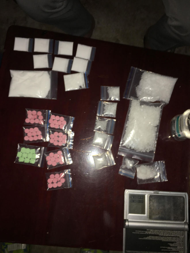 Cả chục nam nữ “phê” tập thể trong căn biệt thự cao cấp ở Sài Gòn - 3