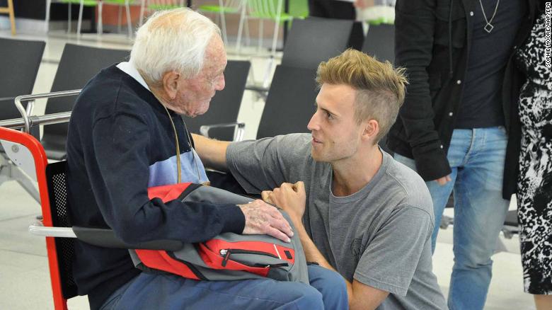 Người đàn ông Úc bay đến Thụy Sĩ để được… chết - 3