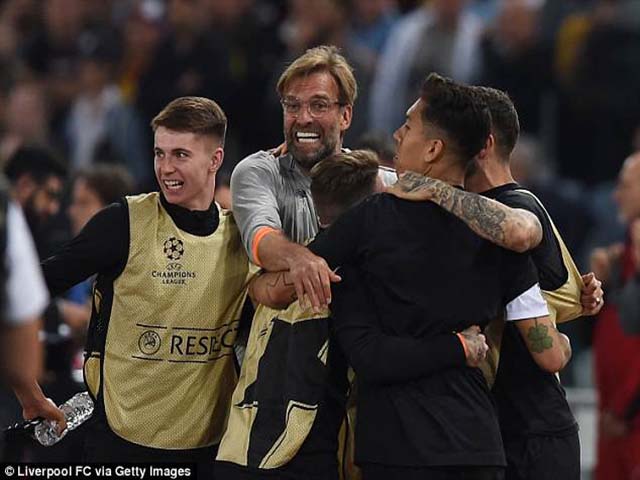 Liverpool thua sốc vẫn loại Roma: Klopp thừa nhận may mắn, lớn tiếng dọa Real