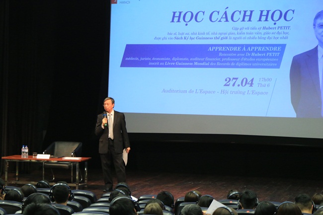Biết được những bí quyết này, bạn sẽ học tốt như tiến sĩ có 33 bằng đại học - 2