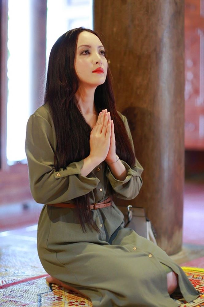 Nhan sắc mê hoặc một thời của Linh Nga - tình cũ Thuyết "buôn vua" - 12