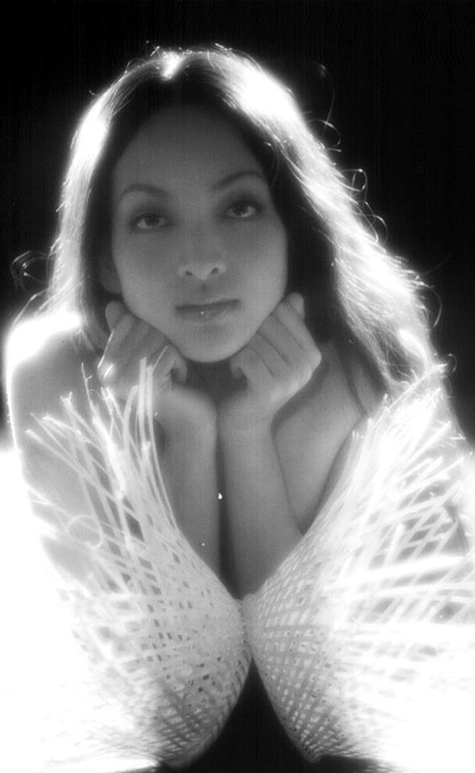 Nhan sắc mê hoặc một thời của Linh Nga - tình cũ Thuyết "buôn vua" - 2