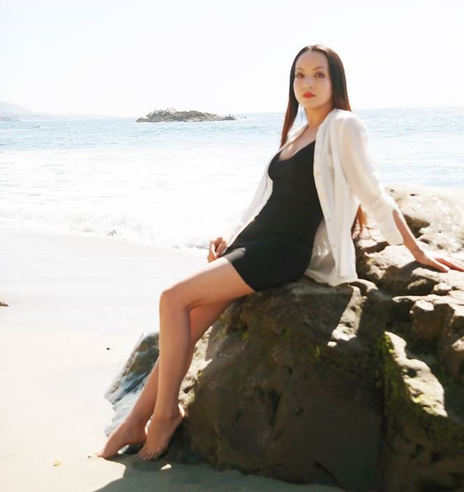 Nhan sắc mê hoặc một thời của Linh Nga - tình cũ Thuyết "buôn vua" - 6