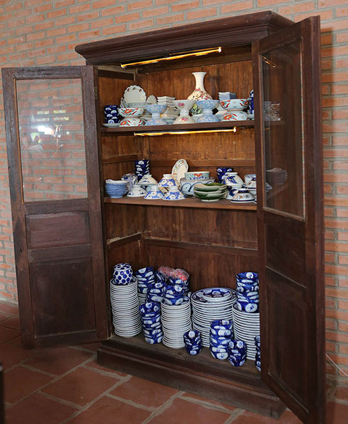 Choáng ngợp với biệt phủ toàn gỗ quý của Hoàng Mập - 9