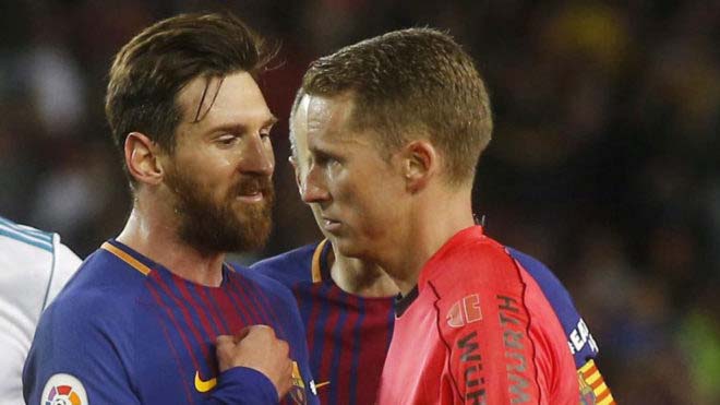 Hậu Siêu kinh điển: Messi chửi trọng tài, thoát thẻ đỏ, có bị phạt nguội? - 1