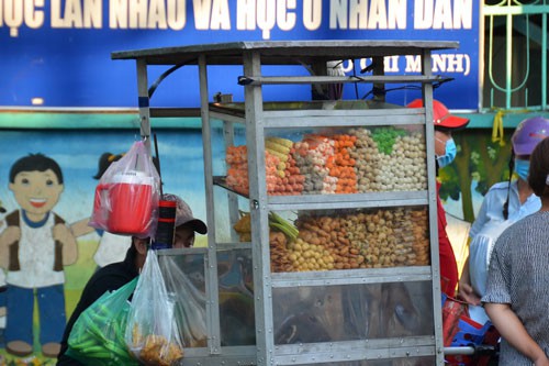 Tràn lan thực phẩm làm bằng bột, hương liệu - 1