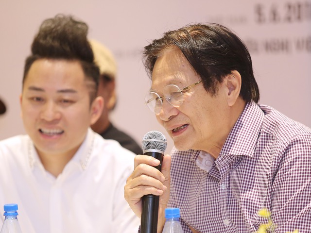 Ca nhạc - MTV - "Ca sĩ đua nhau hát nhạc xưa, bolero nhằm kiếm tiền mà không thấy xấu hổ"