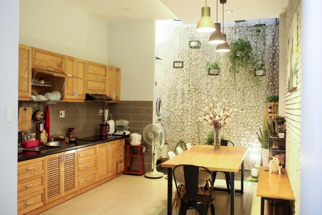 Nhà 7 tỷ tự trang trí như không gian sống tách rời thành phố của Đại Nhân - 4