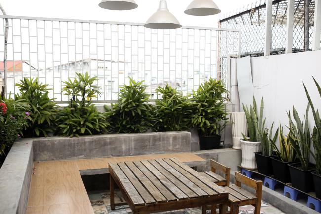 Nhà 7 tỷ tự trang trí như không gian sống tách rời thành phố của Đại Nhân - 12