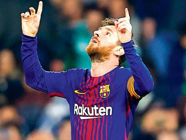 Messi nhận nốt ”quyền trượng” ở Barca: Áp lực ngàn cân cho Siêu nhân