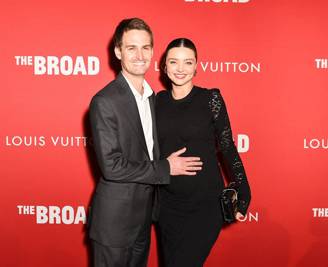 Miranda Kerr sinh con trai cho tỷ phú công nghệ - 1