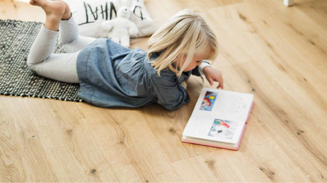 Sàn nhựa hèm khóa hay sàn gỗ cao cấp phù hợp với thời tiết Việt Nam? - 2