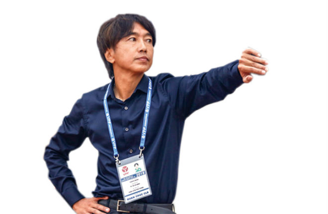 Thách thức V-League có làm chùn chân HLV Toshiya Miura? - 1