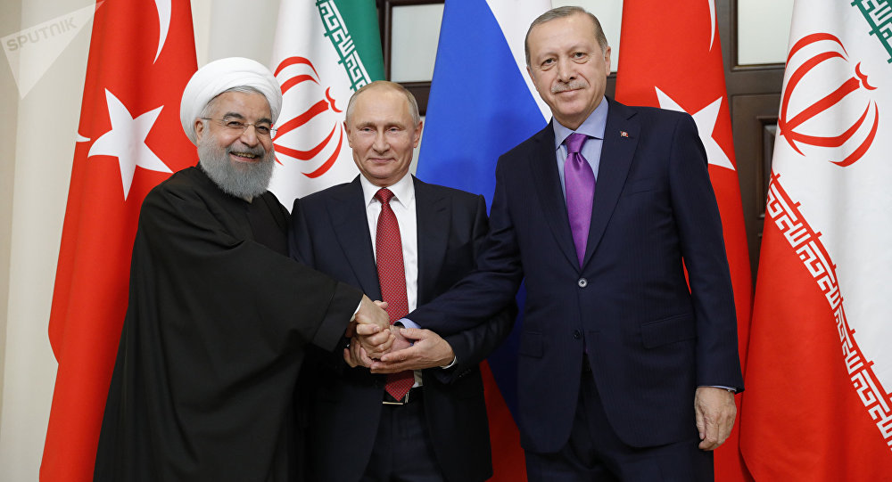 Chuyên gia: Trump đang đẩy Iran liên minh với 2 nước hùng mạnh khác - 1
