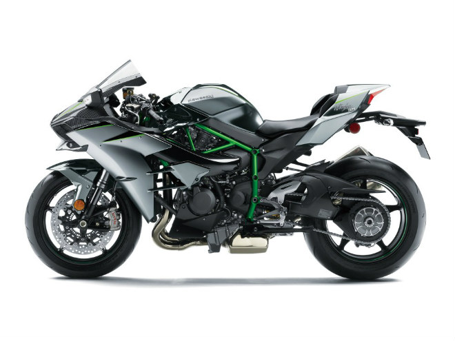 Bảng giá xe Kawasaki tháng 5/2018: Ưu đãi hàng loạt - 1