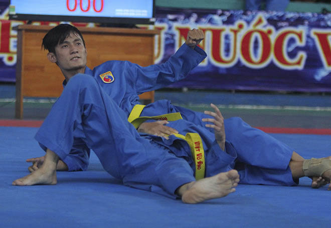 Tay không chống mã tấu, môn sinh Vovinam diễn tuyệt chiêu - 7