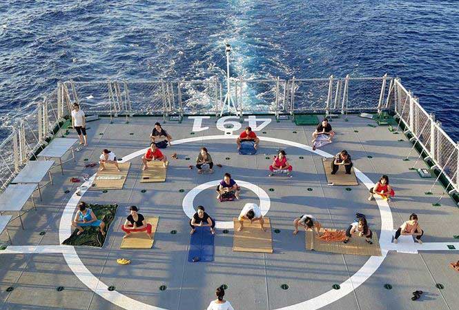 Độc đáo những buổi tập yoga giữa biển trời Trường Sa - 1