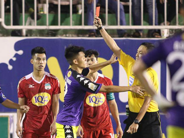 Bóng đá - Trọng tài &amp; nỗi "ám ảnh" HAGL: Từ thẻ đỏ, "bàn thắng ma" tới đánh nguội