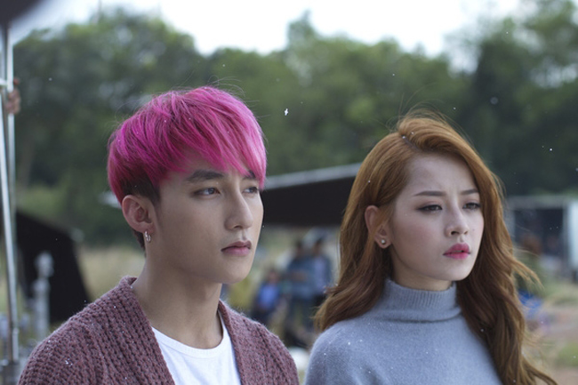 Hot girl, diễn viên, ca sĩ Chipu trở thành người yêu của Sơn Tùng trong MV "Hãy buông đôi tay nhau ra".