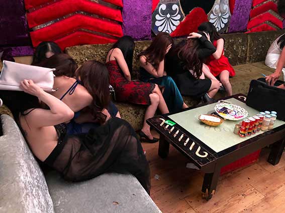 Vụ kiểm tra nhà hàng ở quận 1, TP.HCM: Ai là ông chủ thật sự? - 1