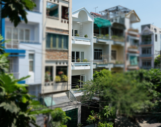Căn nhà 4 tầng này nằm trên một khu phố đông dân cư thuộc quận Bình Thạnh, Thành phố Hồ Chí Minh.