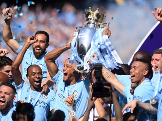 Man City - Pep vô địch 100 điểm: Muốn vĩ đại, hãy bảo vệ thành công danh hiệu