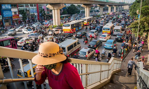 Mức độ ô nhiễm không khí ở Hà Nội vượt tiêu chuẩn WHO - 1
