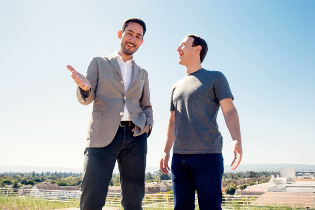 Facebook đã mua Instagram - ứng dụng chia sẻ hình ảnh có hơn 400 triệu người dùng với giá 1 tỷ USD vào năm 2012.