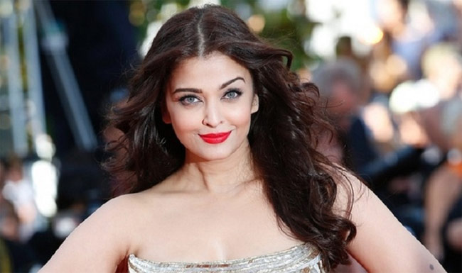 Để không bị phát phì – một chứng khá phổ biến của phụ nữ Ấn tuổi trung niên, Aishwarya Rai chú trọng tới chế độ ăn.