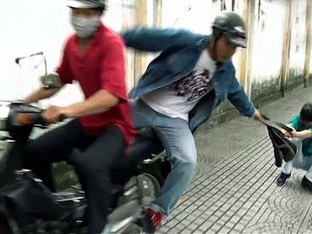 Media - Độc giả chia sẻ cách ứng phó cướp giật sau vụ "hiệp sĩ bị sát hại"