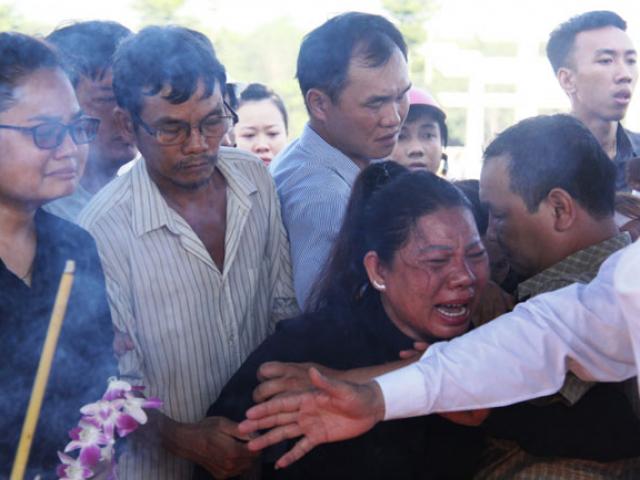 Tin tức trong ngày - Quặn thắt nỗi đau tiễn biệt "hiệp sĩ đường phố" về đất mẹ