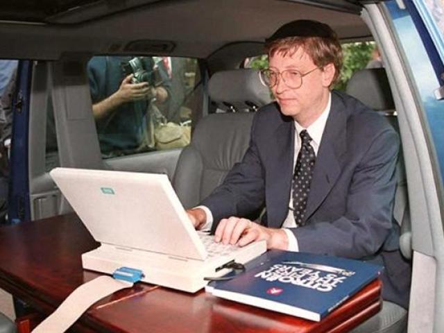 Nhờ Bill Gates từ bỏ thói quen xấu này, Microsoft thành công vang dội